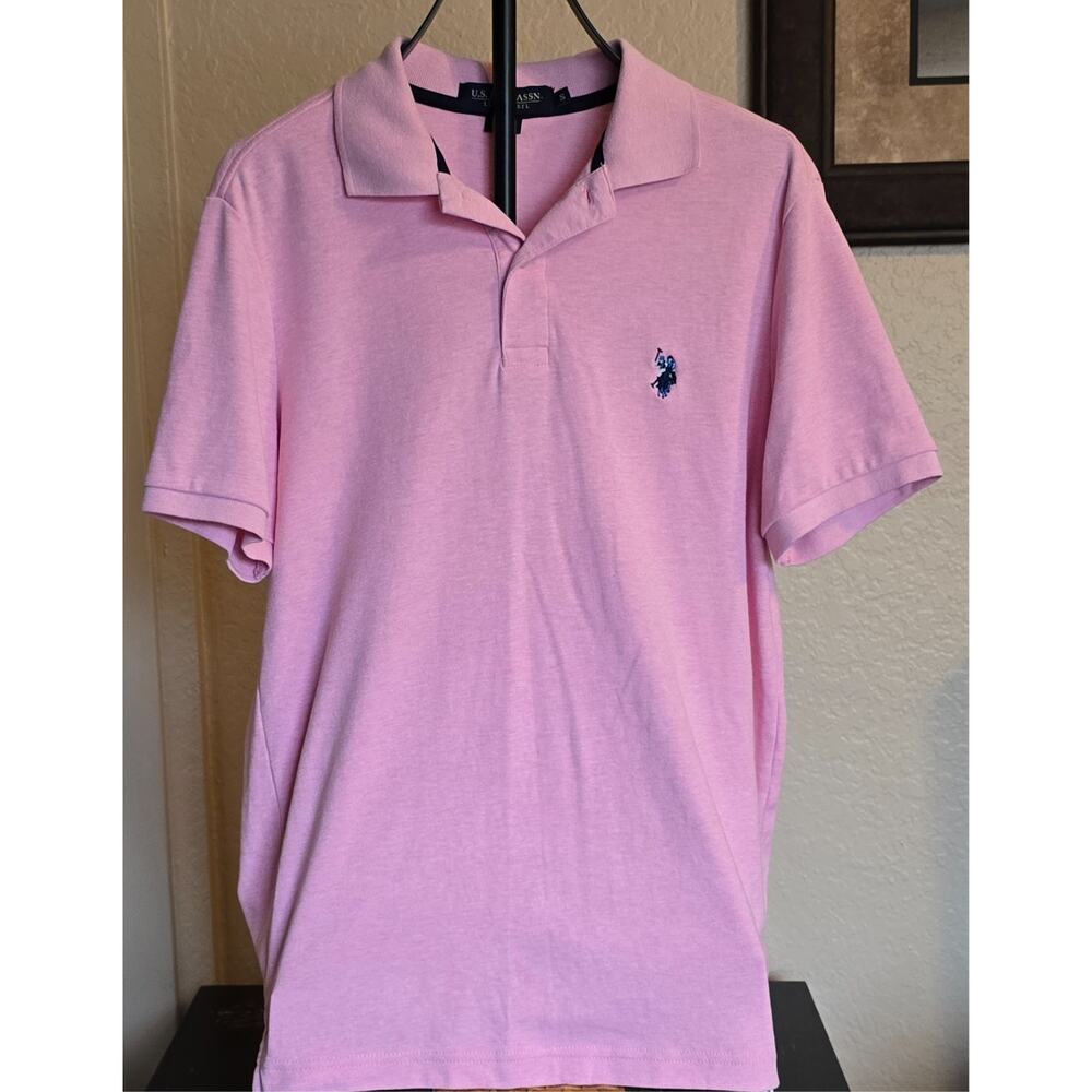 US POLO ASSN Polo Shirt Luxury Feel Embroidered Logo Mens Small Pink w Logo